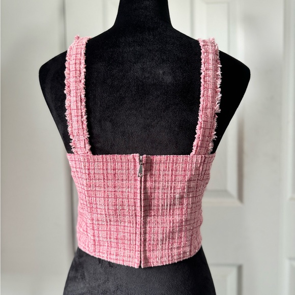 Guess NWOT Women's Sleeveless Emily Crop Top Vintage Blush Pink Small - Picture 4 of 11